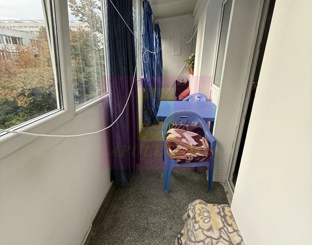 Vanzare apartamrnt 3 camere Titan-Restaurant Alba