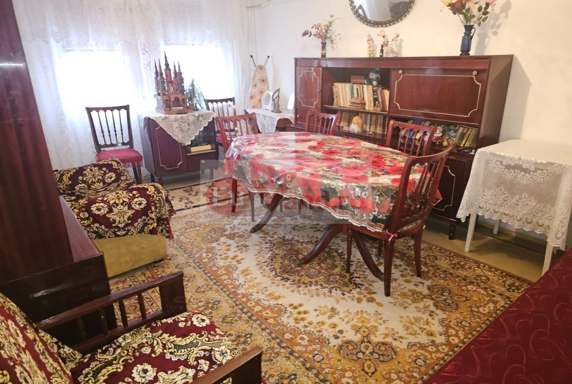 Apartament 2 camere decomandat, Micro 20, langa Piata, 54 mp, Exclusivitate