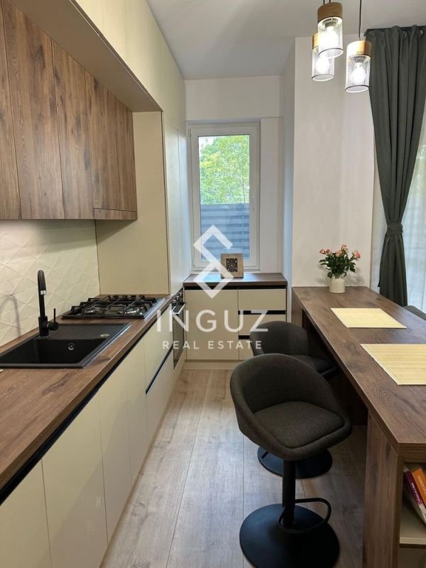 Garsonieră de închiriat – Ghica Apartments | Curte proprie | Prim