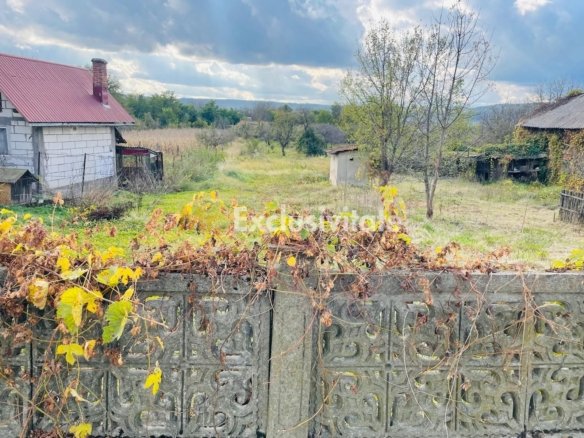 Teren intravilan – 1911 mp – Baiculesti (Manicesti)