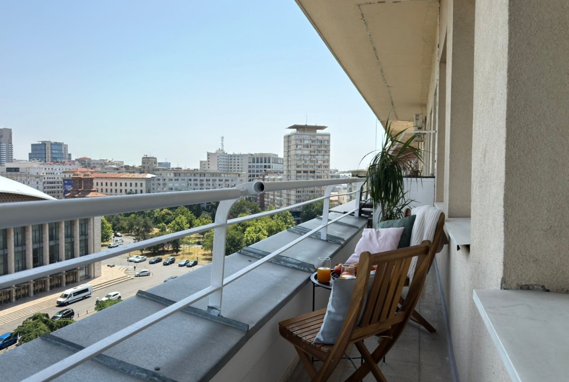 Sala Palatului apartament 3 camere prima inchiriere