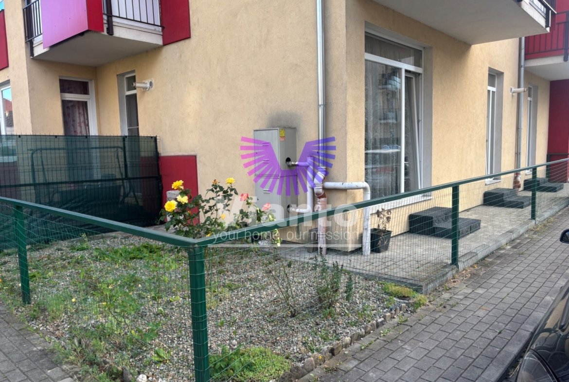 APARTAMENT 3 CAMERE CU CURTE 35MP – TURNISOR