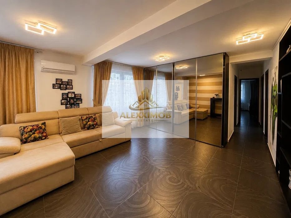 Apartament de Vanzare – 3 Camere – 71 mp – Grand Arena