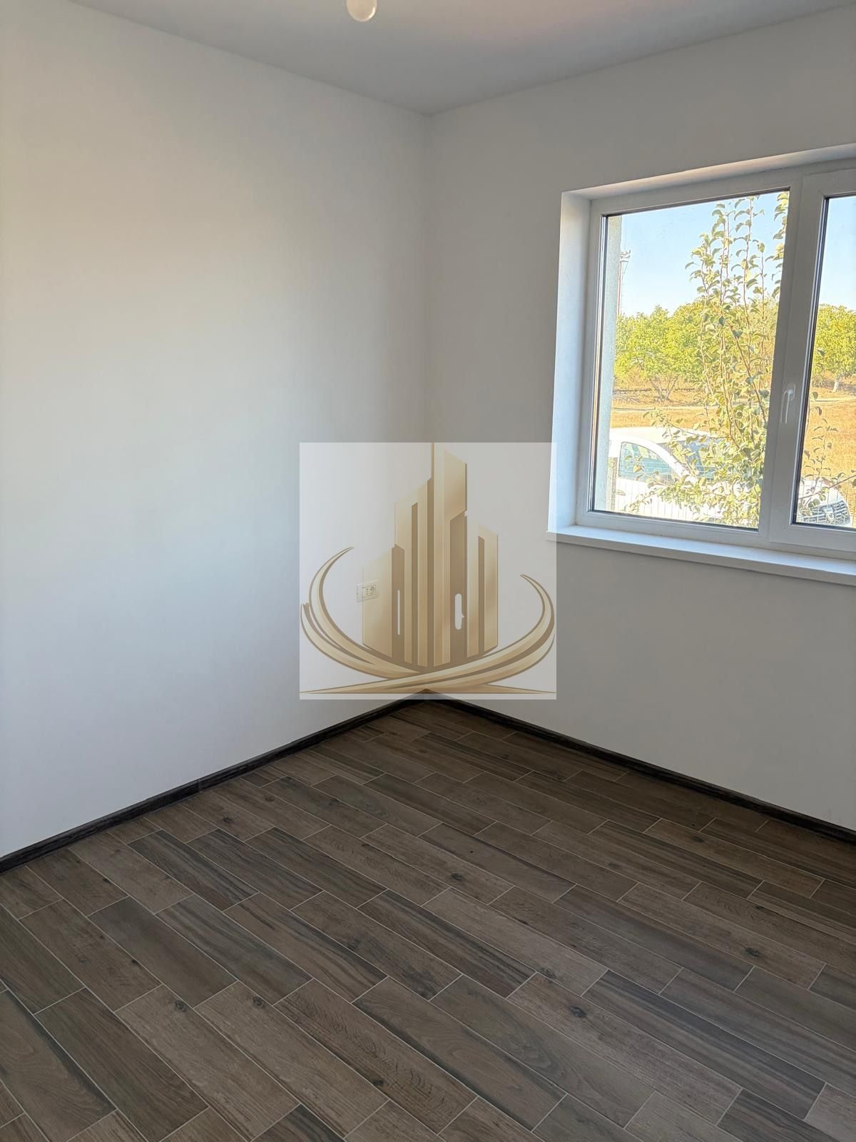 6a33034934984ed0821ec9623dbfaf82 Apartament tip SAD de vânzare –locație excelentă!