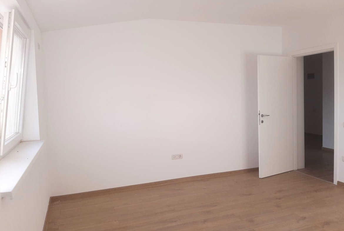 Apartament 2 camere NOU nelocuit cu vedere spre Tampa Subcetate Residence