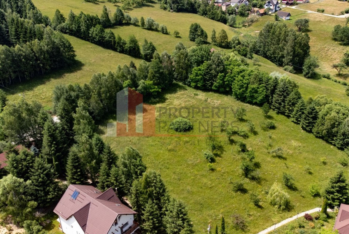 Teren intravilan Bran 2.772 mp | Vedere Piatra Craiului | Potrivit pentru cabane