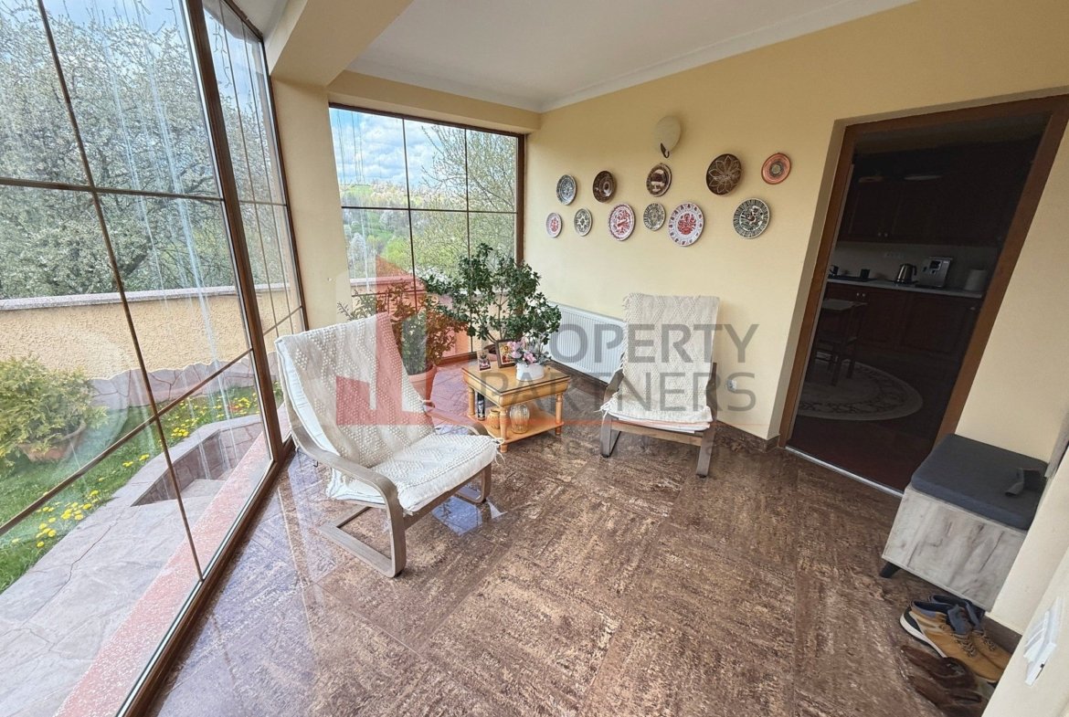 Casă 5 dormitoare + casă de oaspeți, priveliște Piatra Craiului, Sohodol-Bran