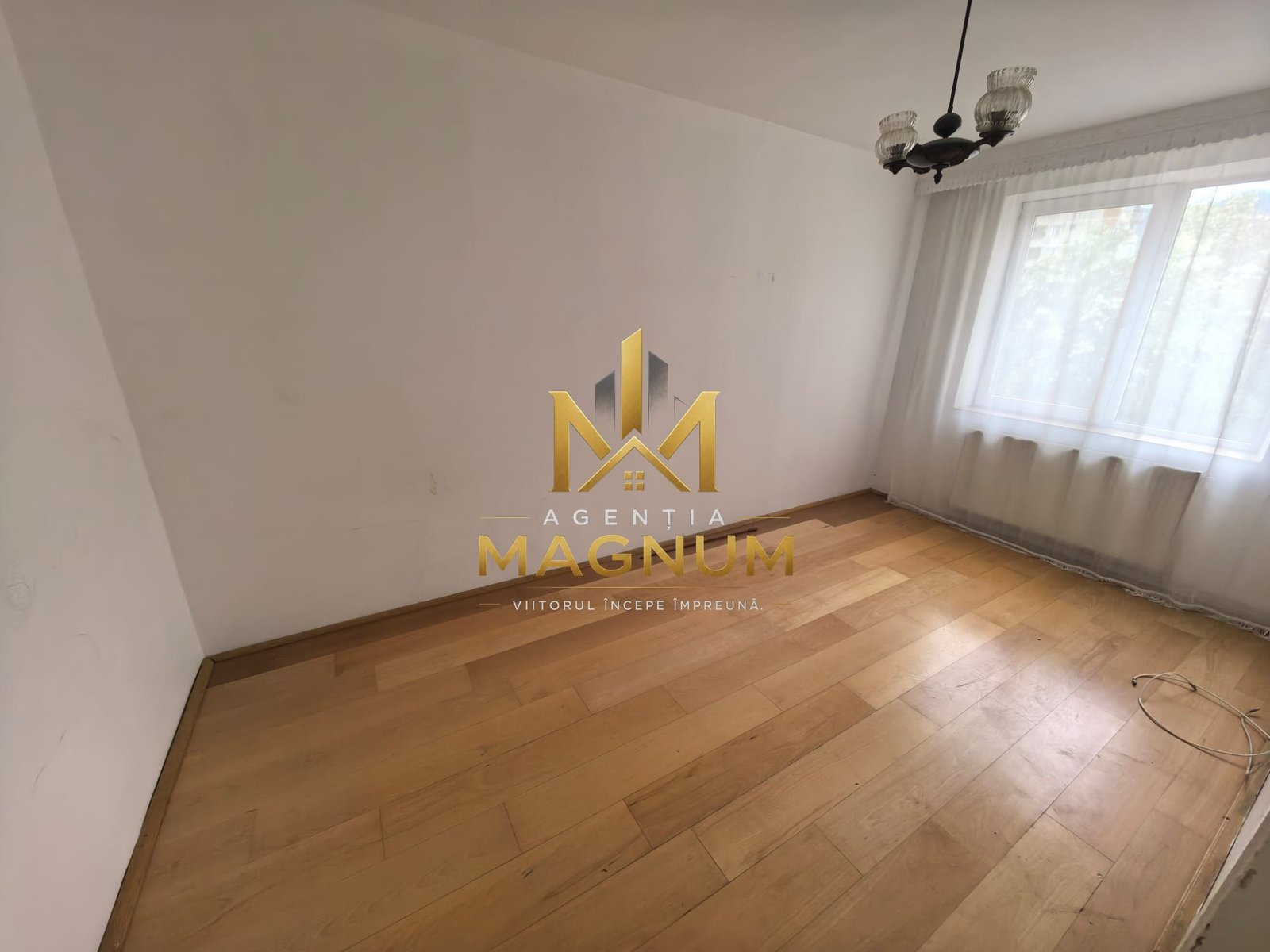 Apartament 3 camere de vânzare | Cuza Vodă | Zonă liniștită