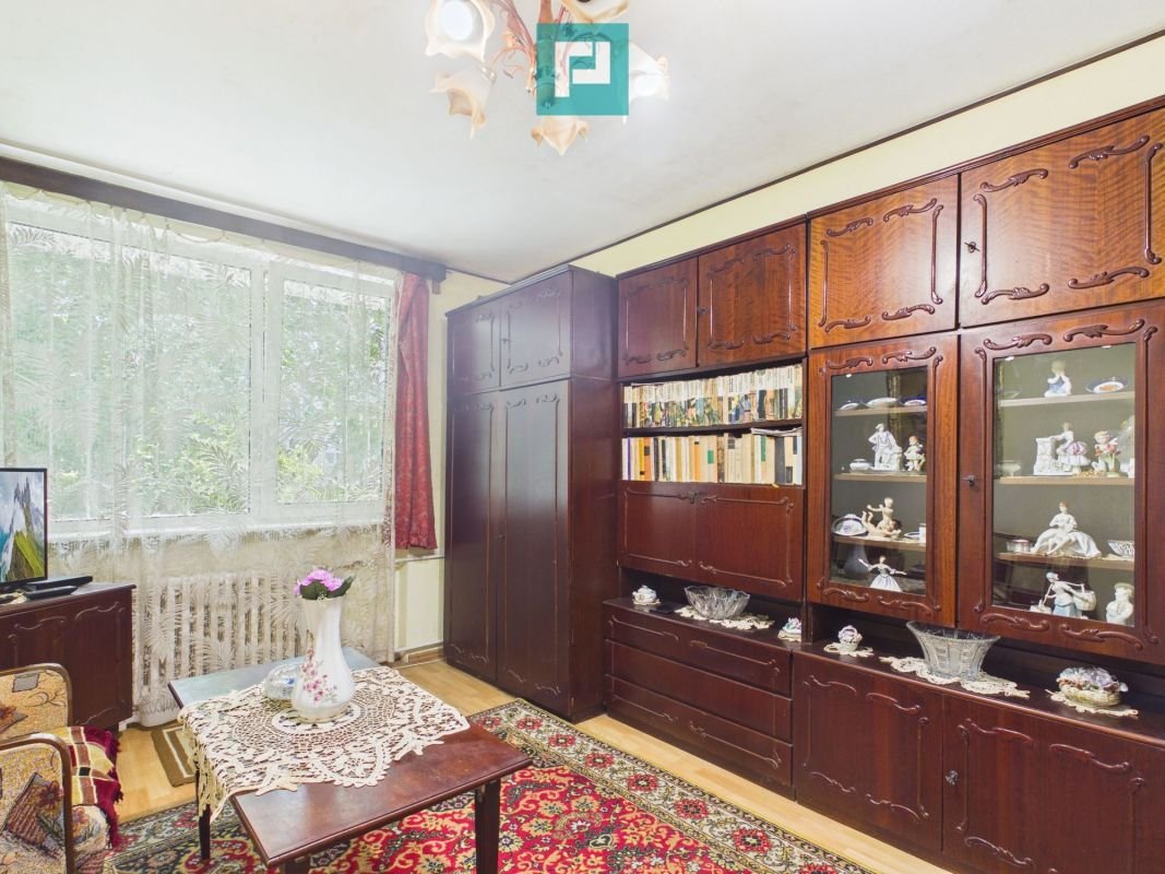 6d0960aa2c814a51907f750b5d02f6f8 Apartament cu 2 camere, parter, Rogerius