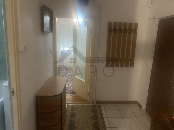 ofrrim spre inchirire  un apartament cu o camera, Strada Banat 3, ap 3