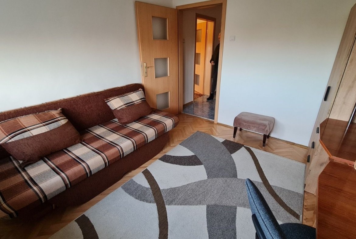 Apartament 3 camere | 65 mp | Centrală proprie | Boxă CF | Zona Olimpi