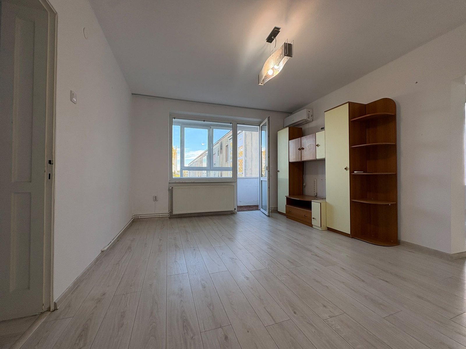 Apartament de vanzare cu doua camere Octavian Goga