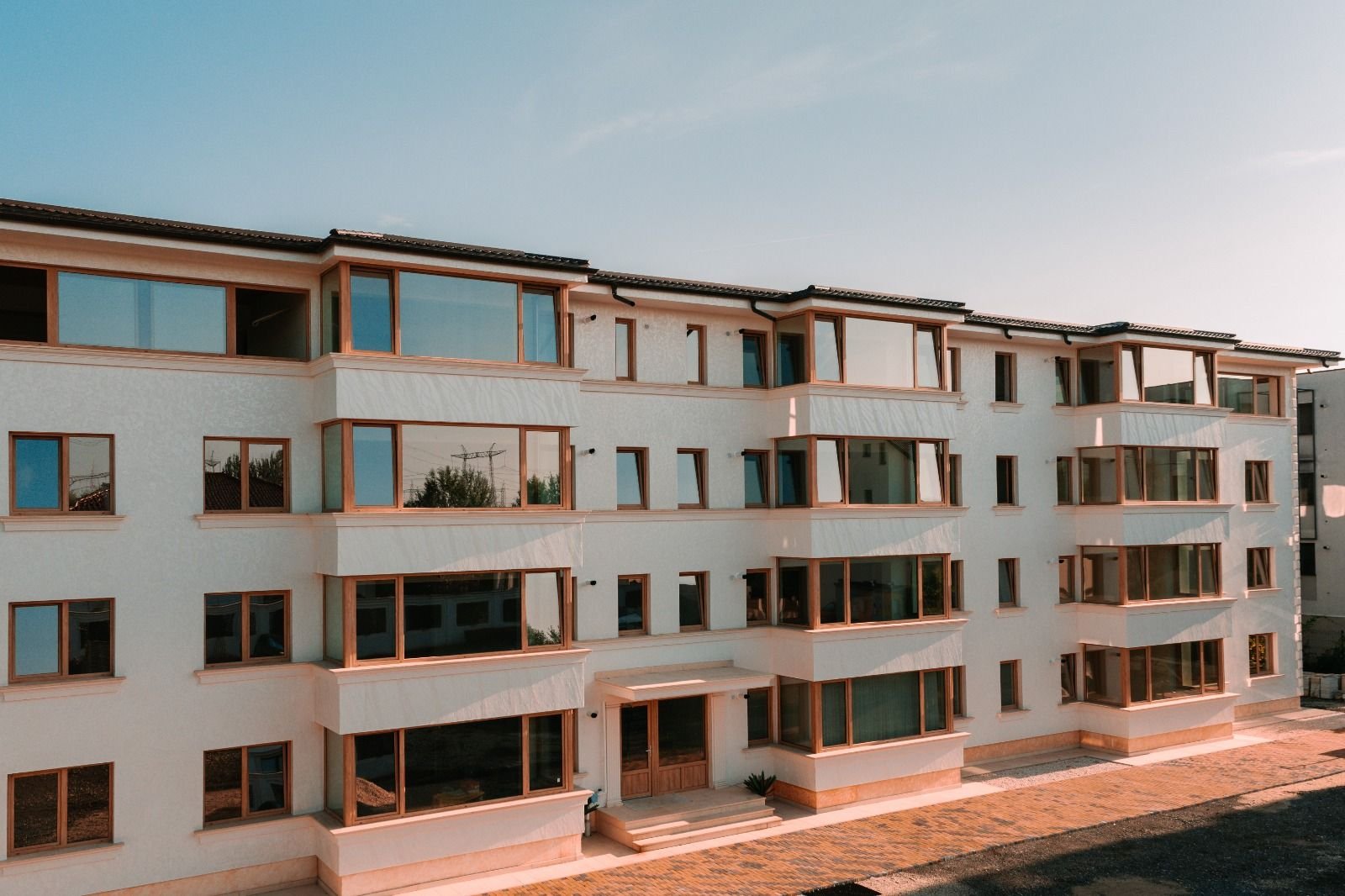 6fa99516ba2142f5b167f29d00ffab98 Titan- Bloc boutigue- apartament 3 camere