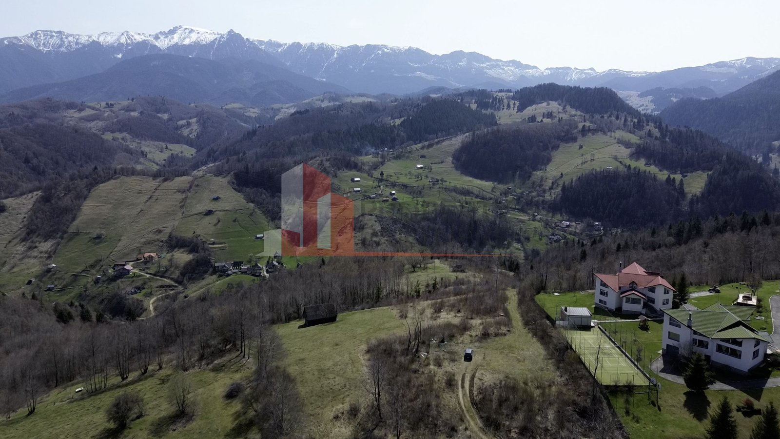 Teren Drumul Carului, Moieciu Suprafață: 29.595 mp |