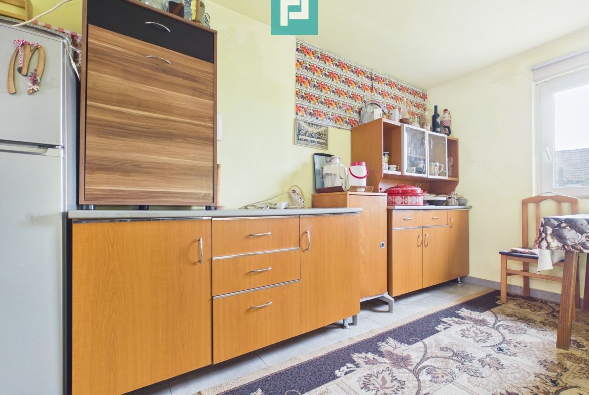 Casă 5 camere, teren 1453mp, comuna Șagu