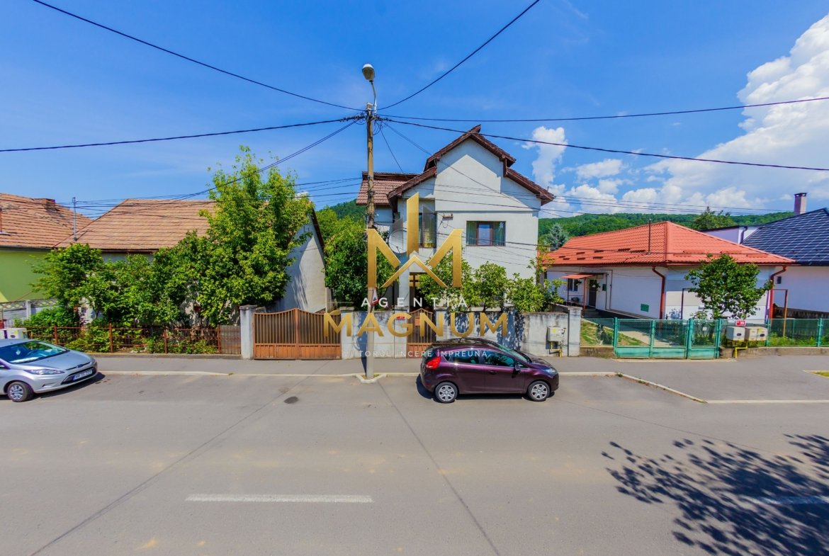 Casă P+1 de vânzare