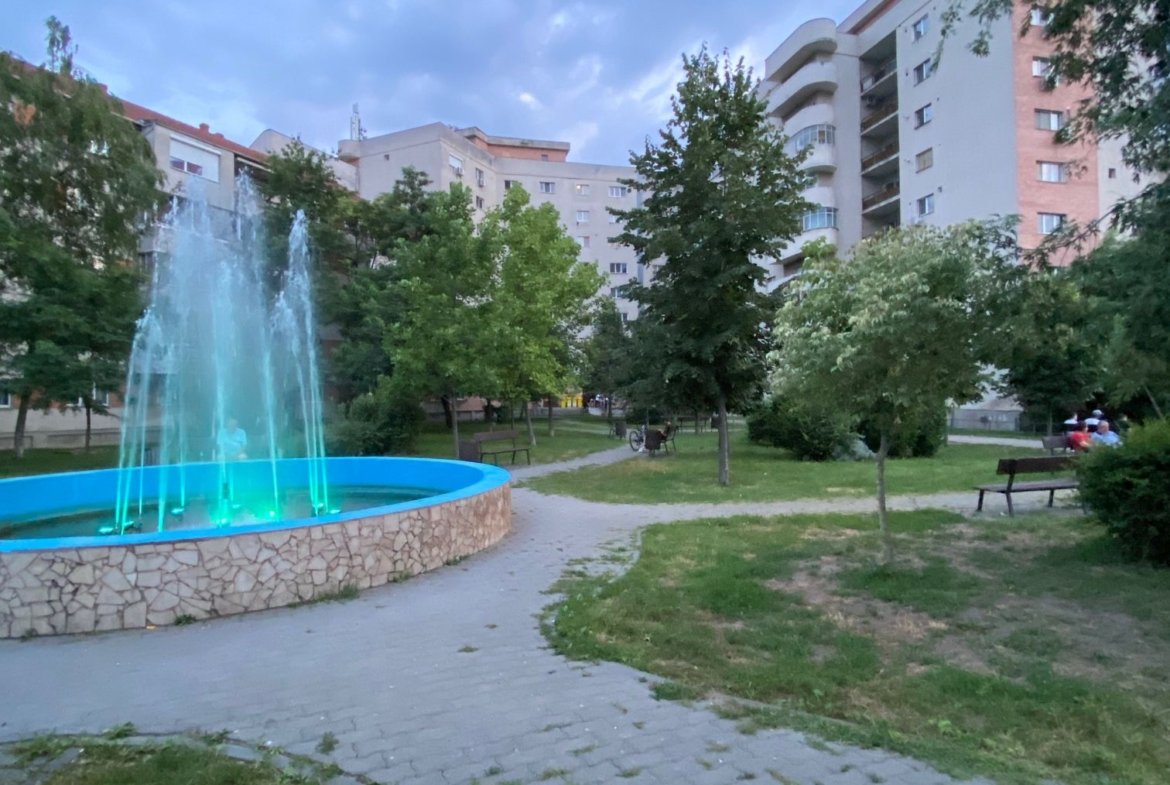 Apartament cu 2 camere zona City Mall