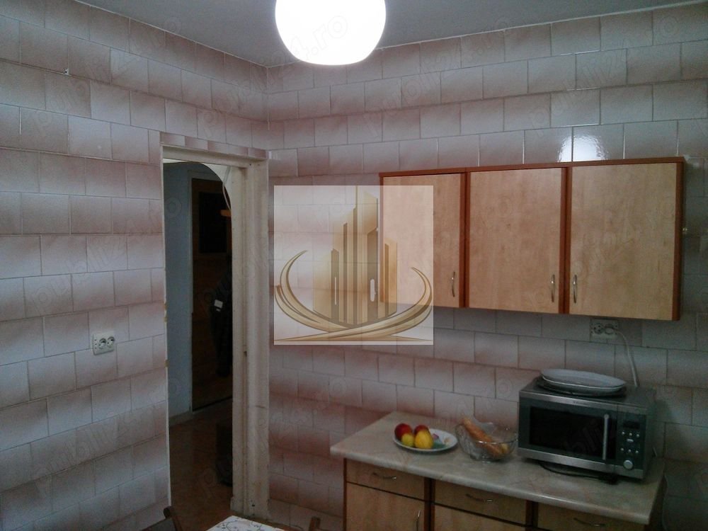 Vanzare apartament doua camere bloc recent anvelopat