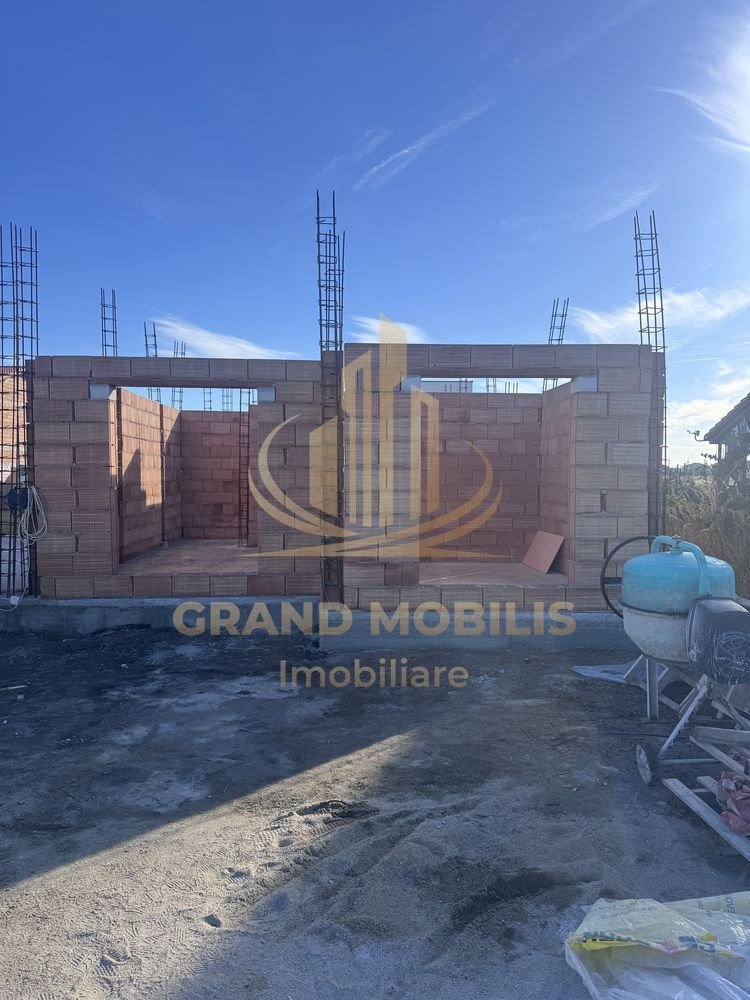 724b5edf75344145a5fa1a47d0c77866 Duplex Săcălaz, 85 mp utili, teren 293 mp, 3 dormitoare, terasă 21 mp