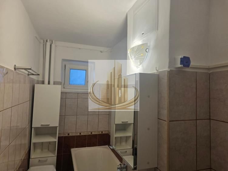 Apartament 3 camere, etaj 2, balcon închis, Calea Șagului