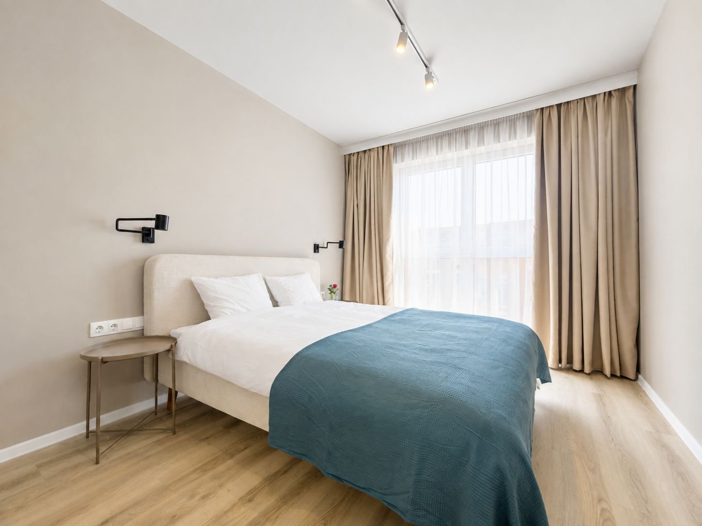 727822e3b3ed48c5971de32267bbdc9a Apartament nou cu 2 camere si debara | Denya Forest