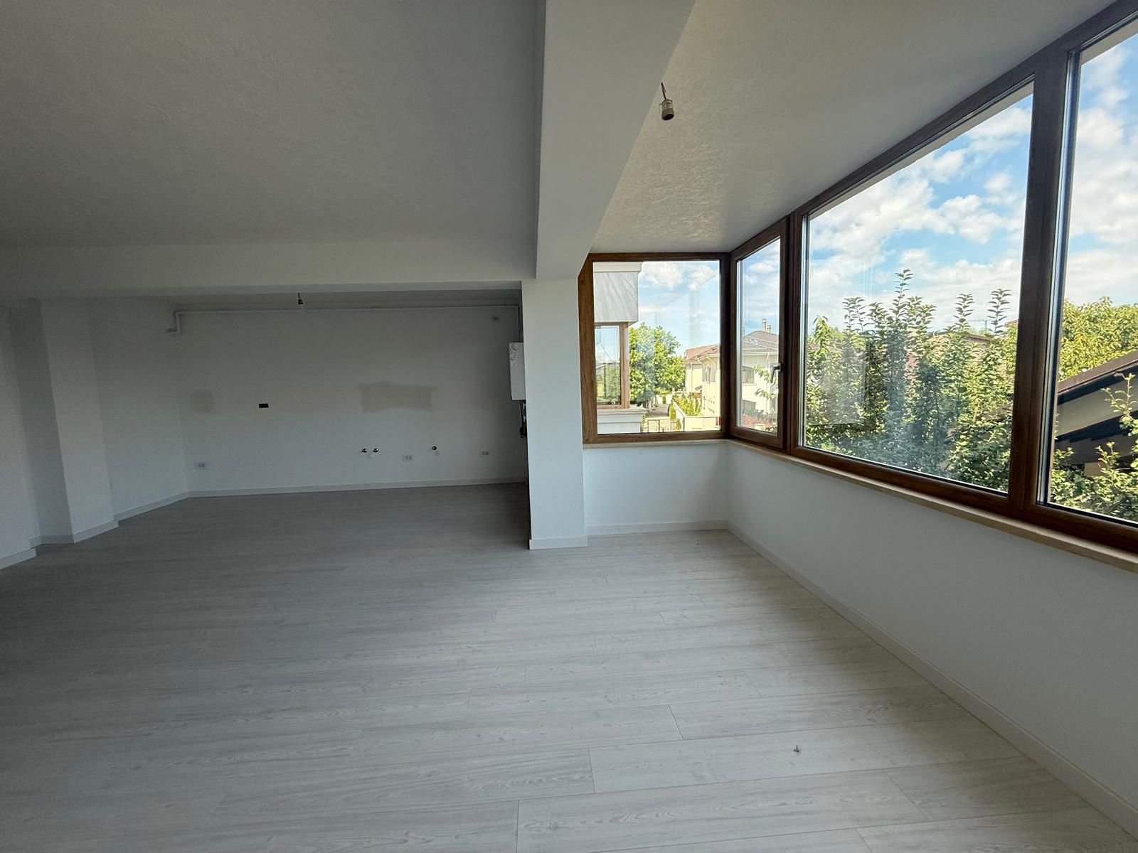 72892b7c8dd14ad38ce339fc7ac70343 Titan- apartament 2 camere- finisaje de calitate
