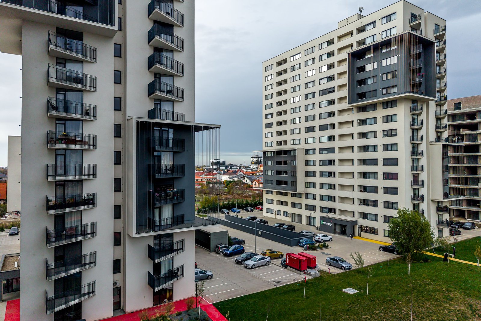 72bcec2d0c4d4c3da0d2dacae6f2f675 3 camere finisat la cheie – 71 mp – XCity Towers