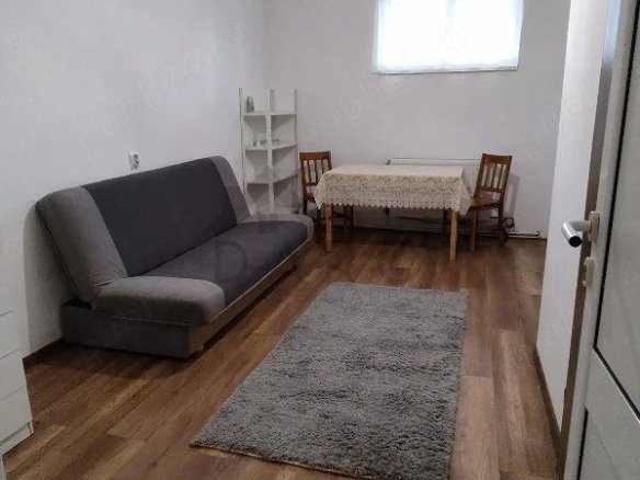 Garsoniera de închiriat zona 7 Noiembrie, aproape de UMF, spitalul Nou