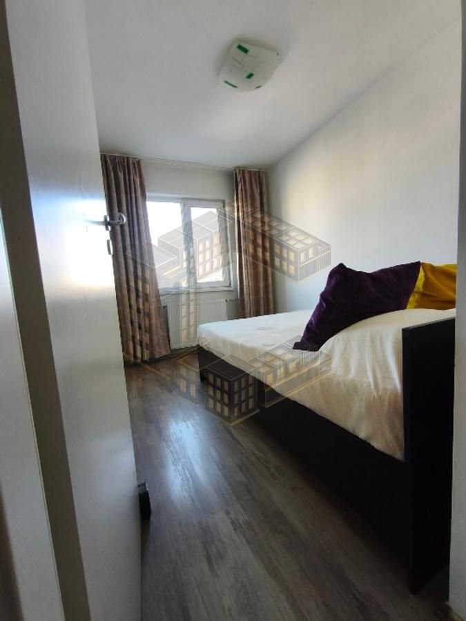 730824bb12e744509184288dc5f27309 Apartament cu 2 camere, renovat, etaj intermediar, zona Complex