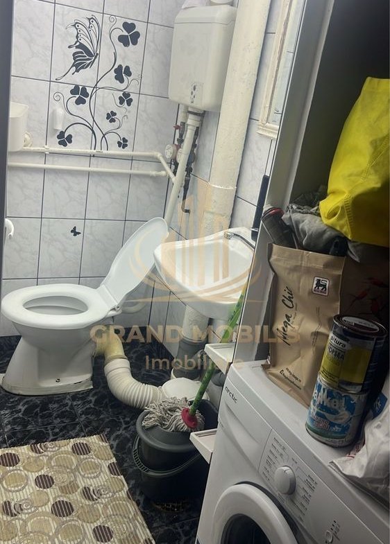 Apartament 2 cam semidecomandat