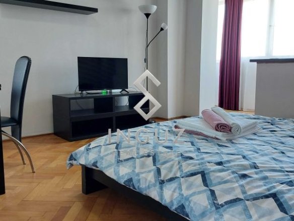 **Garsonieră de închiriat | Unirii Boulevard – Str. Traian 2**