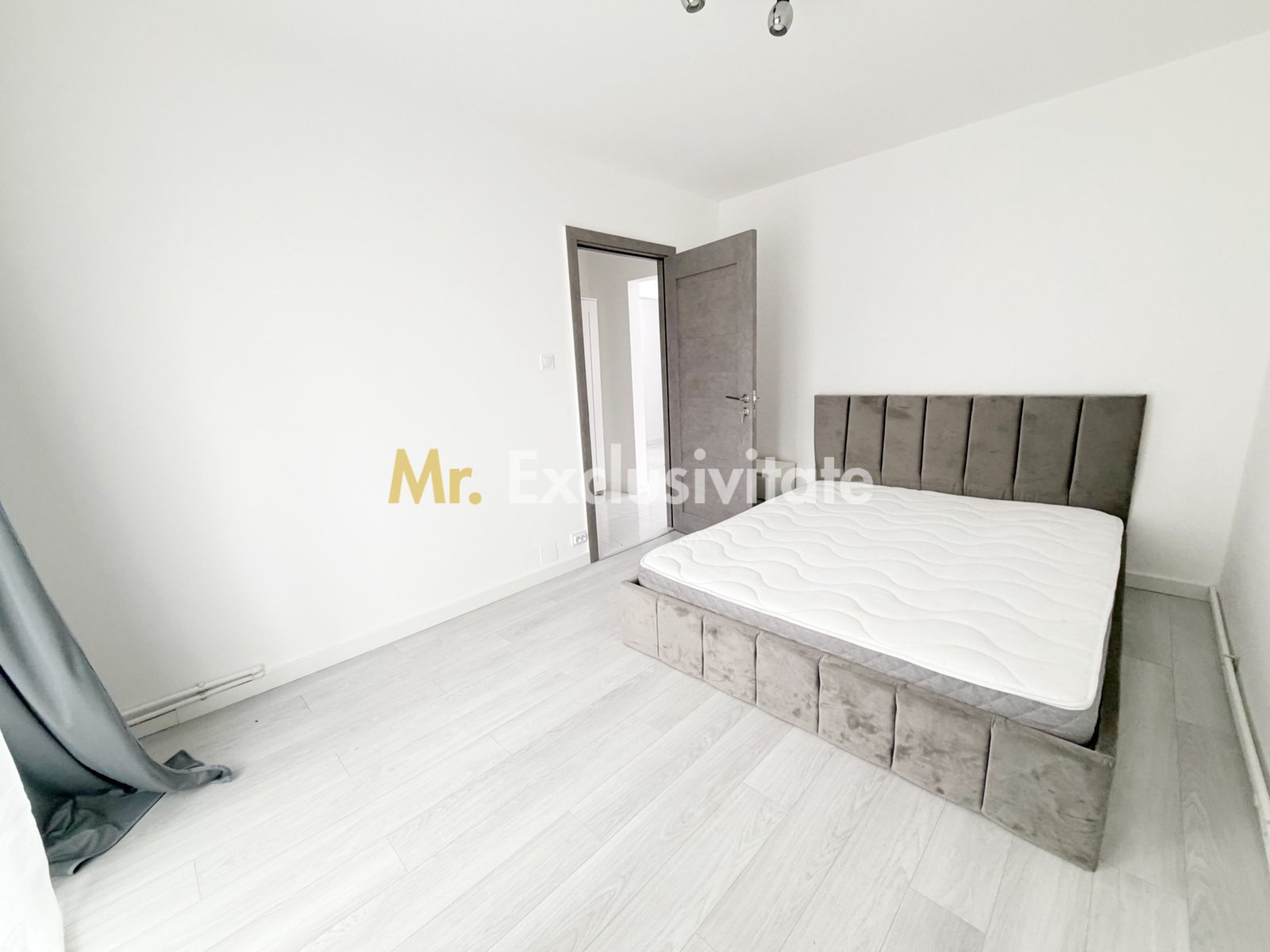 7437bdf11ab3443db21c4b78a3e655bf Inchiriere apartament 3 camere decomandat – cartier Trivale