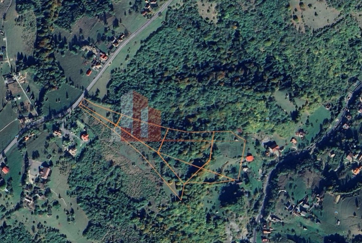Teren Drumul Carului, Moieciu Suprafață: 29.595 mp |