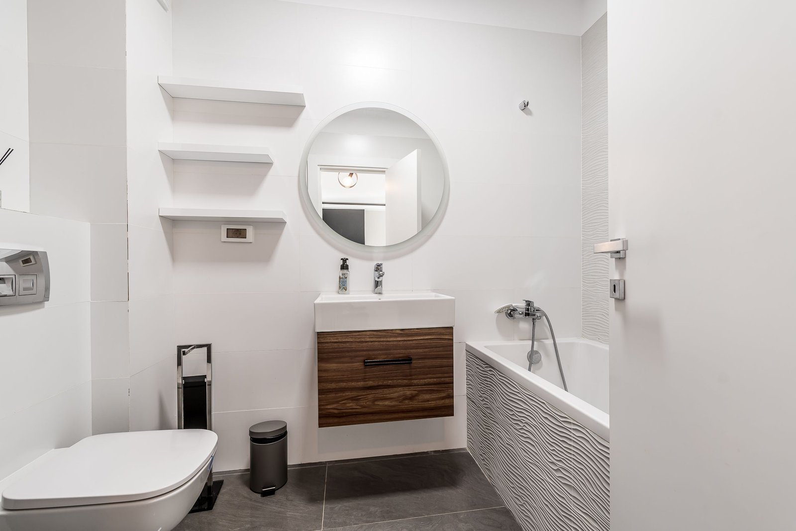 DESCOPERĂ CONFORTUL URBAN | APARTAMENT CU 2 CAMERE ÎN CAMPEADOR CITY
