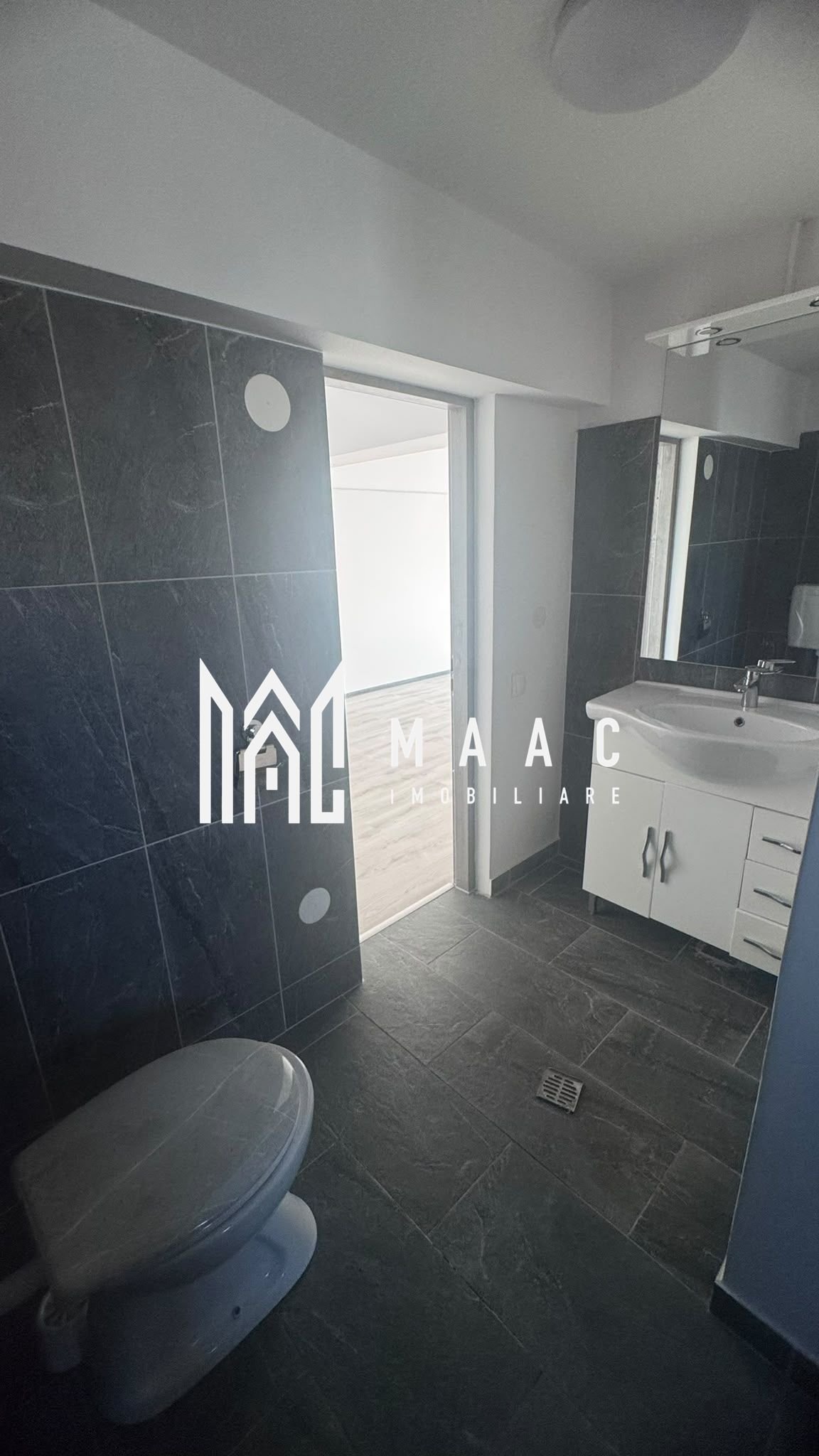 75bf76da1d3746a98d45c059369b67a1 Spațiu comercial | 60 MPU | 2 Băi | Calea Șurii Mari