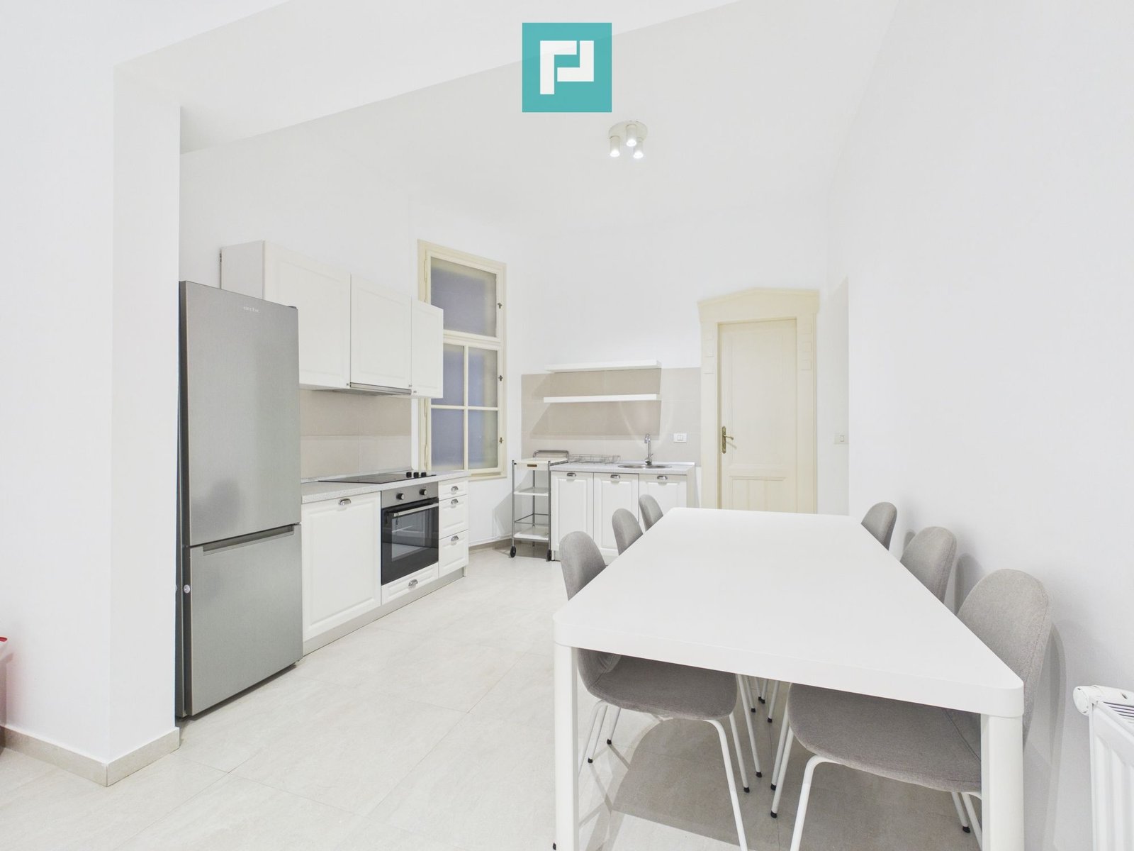 7629ddda71764c0fb74bf26a2459fe2f Apartament 2 camere | 85 mp | Zona Fabric (FEAA)