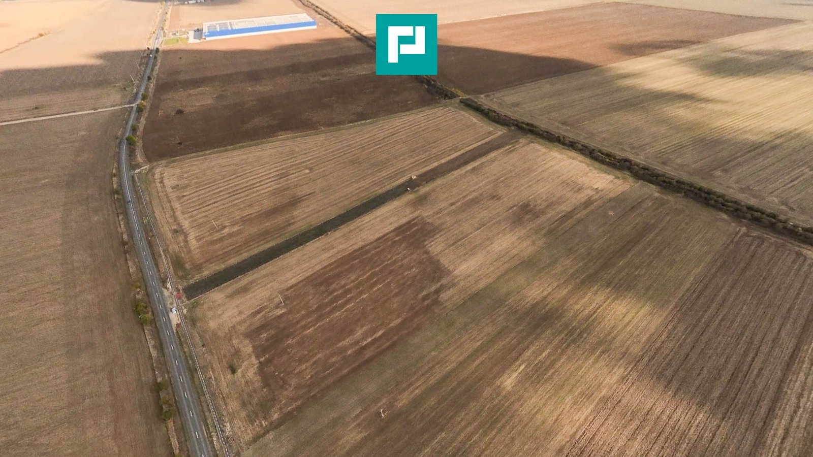 7666ae3d2359419ca10efe2f8b295e03 Teren 15.000 mp, Zădăreni, zona Lagermax