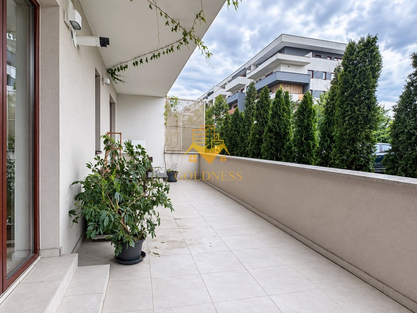 76f47e62c7f7458796b17eeef3a10508 2 camere open space, Parcare, Complex Luminia, Europa, Mega Image