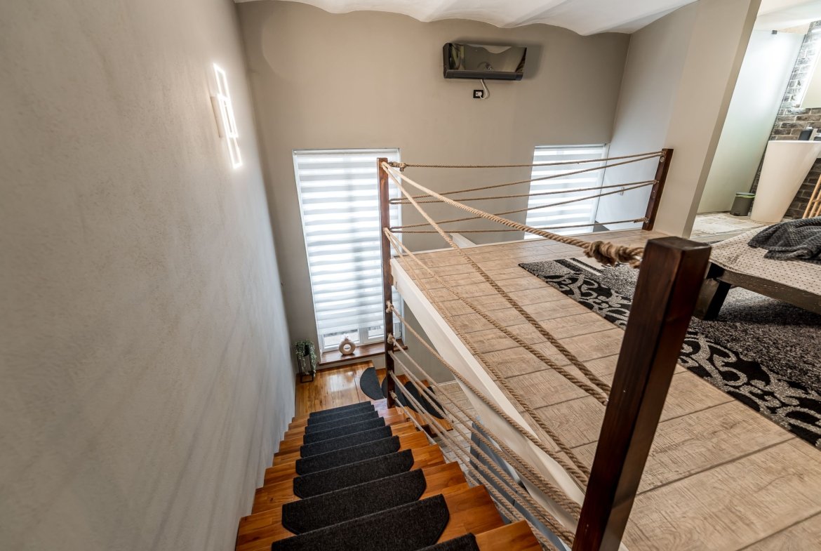 Ultracentral Arad | 90 mp | mobilat complet | 2 băi