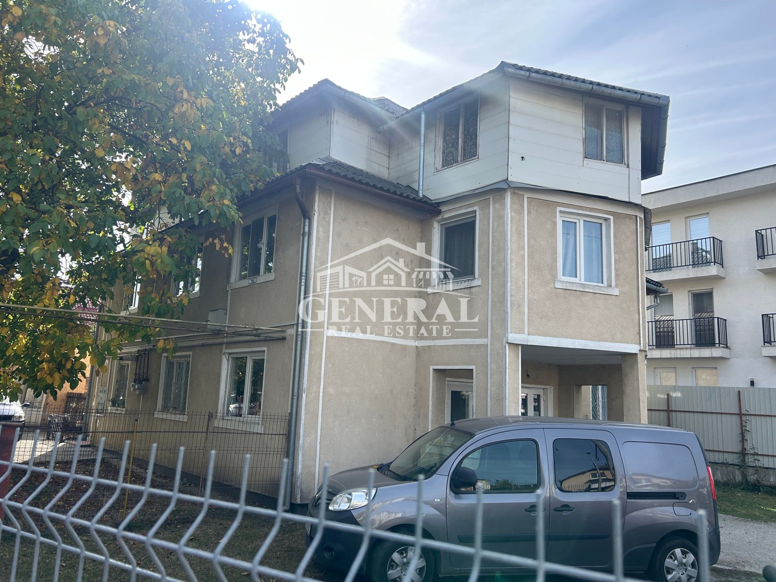 De vanzare casa P+2 230m2/teren 718m2 bd. Regele Ferdinand Baia Mare