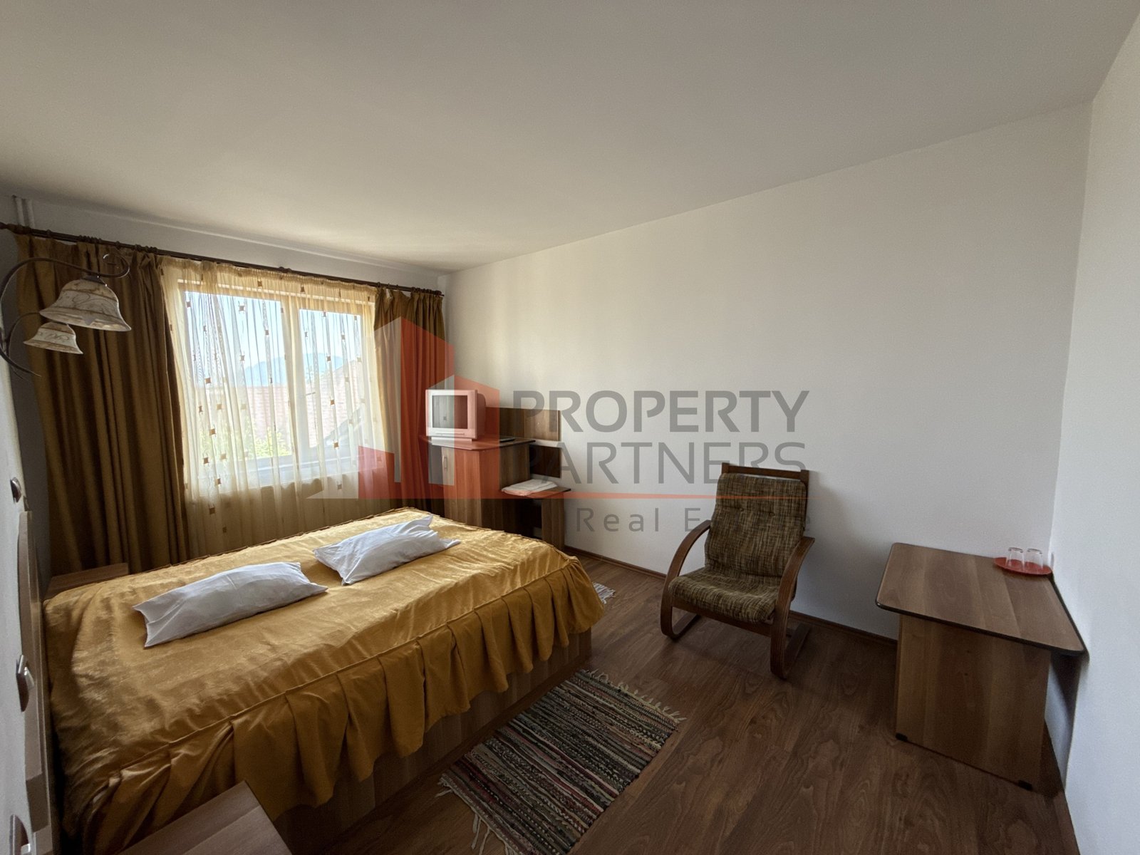7b0a3e75e3274508b27fd8fab98bda32 Pensiune Bran Sohodol | 10 camere | oportunitate investiționala