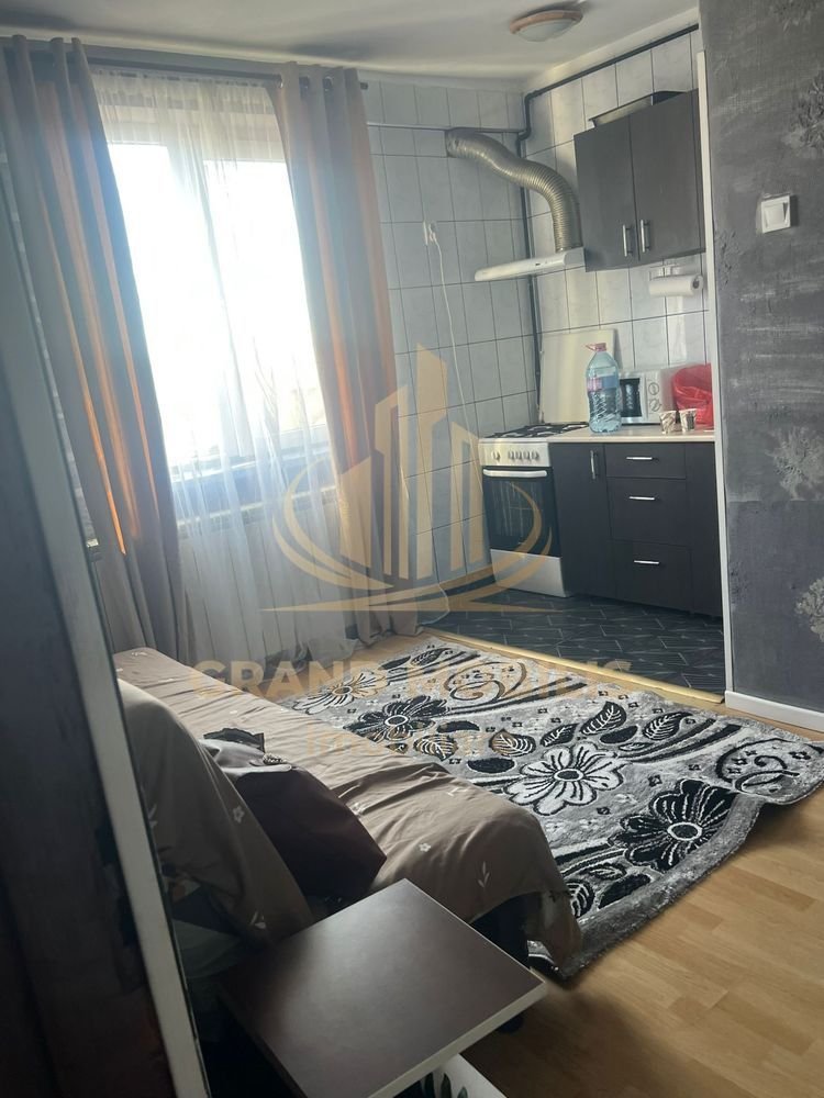 Apartament 2 cam semidecomandat