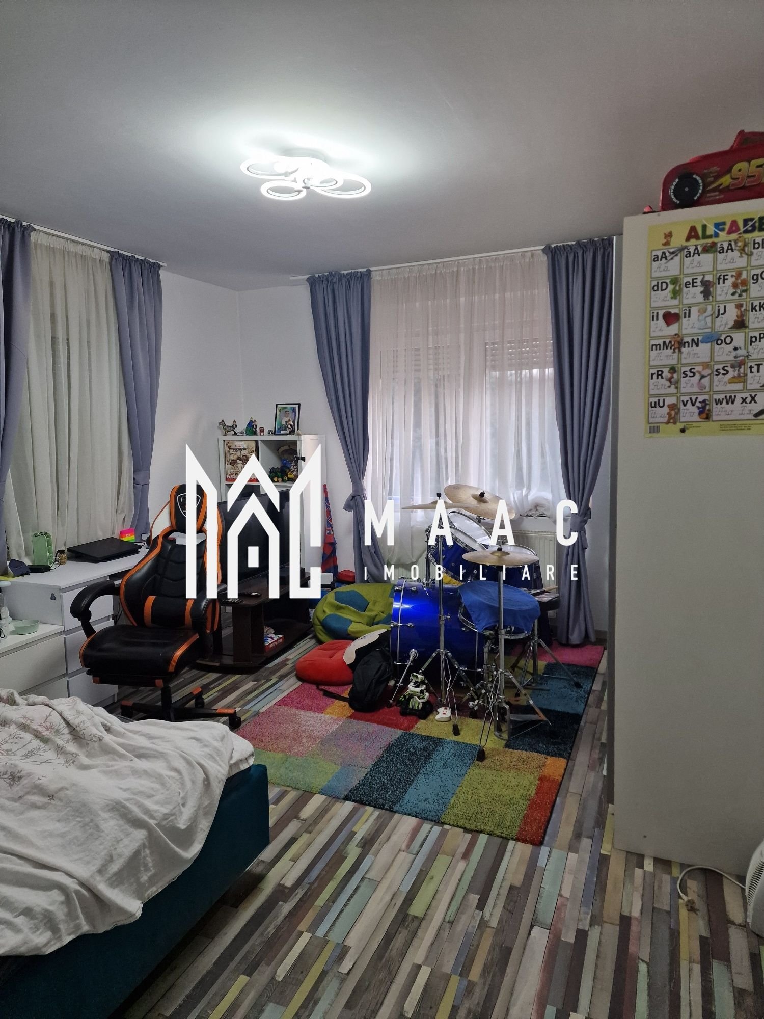 Casă 6 camere de vânzare | Șura Mică | 190 mp