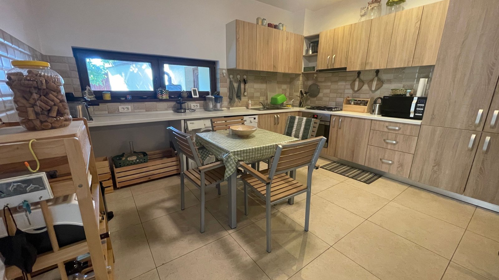 Casa cu teren generos de 750 mp, P+1E in zona Mehala