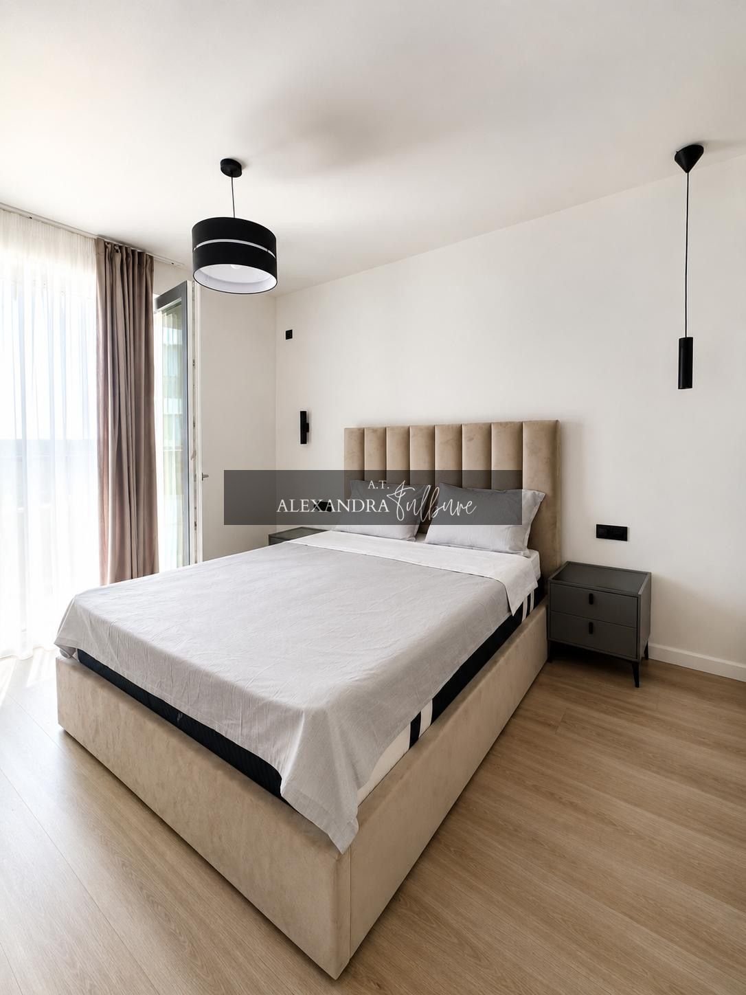 Apartament 3 camere, 2 bai, 75 mp, terasa 82 mp, garaj