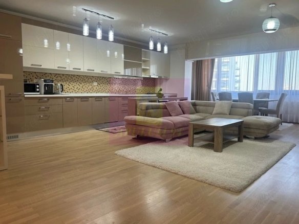 Apartament 3 camere – Herastrau