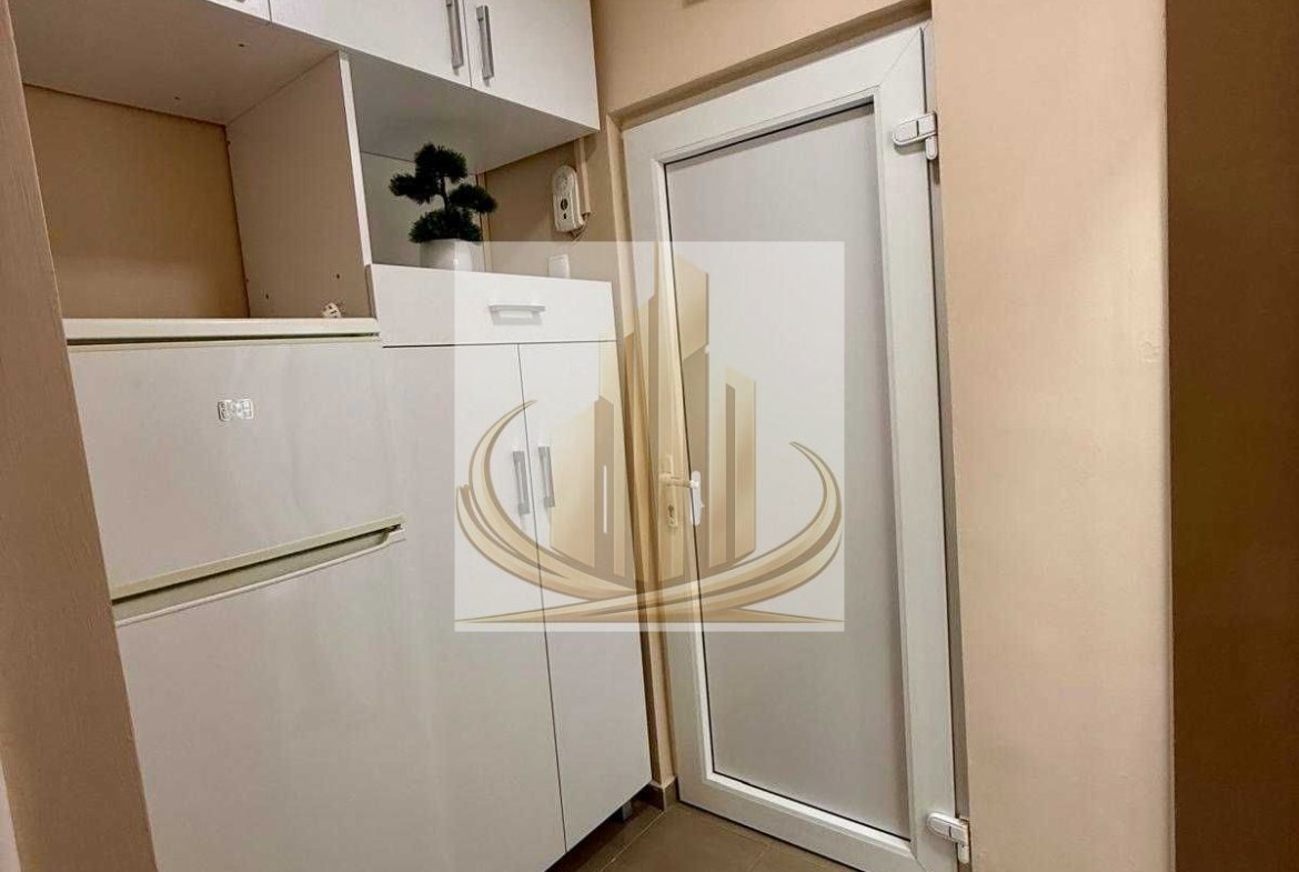 Garsonieră renovată complet, mobilată și utilată – Modern
