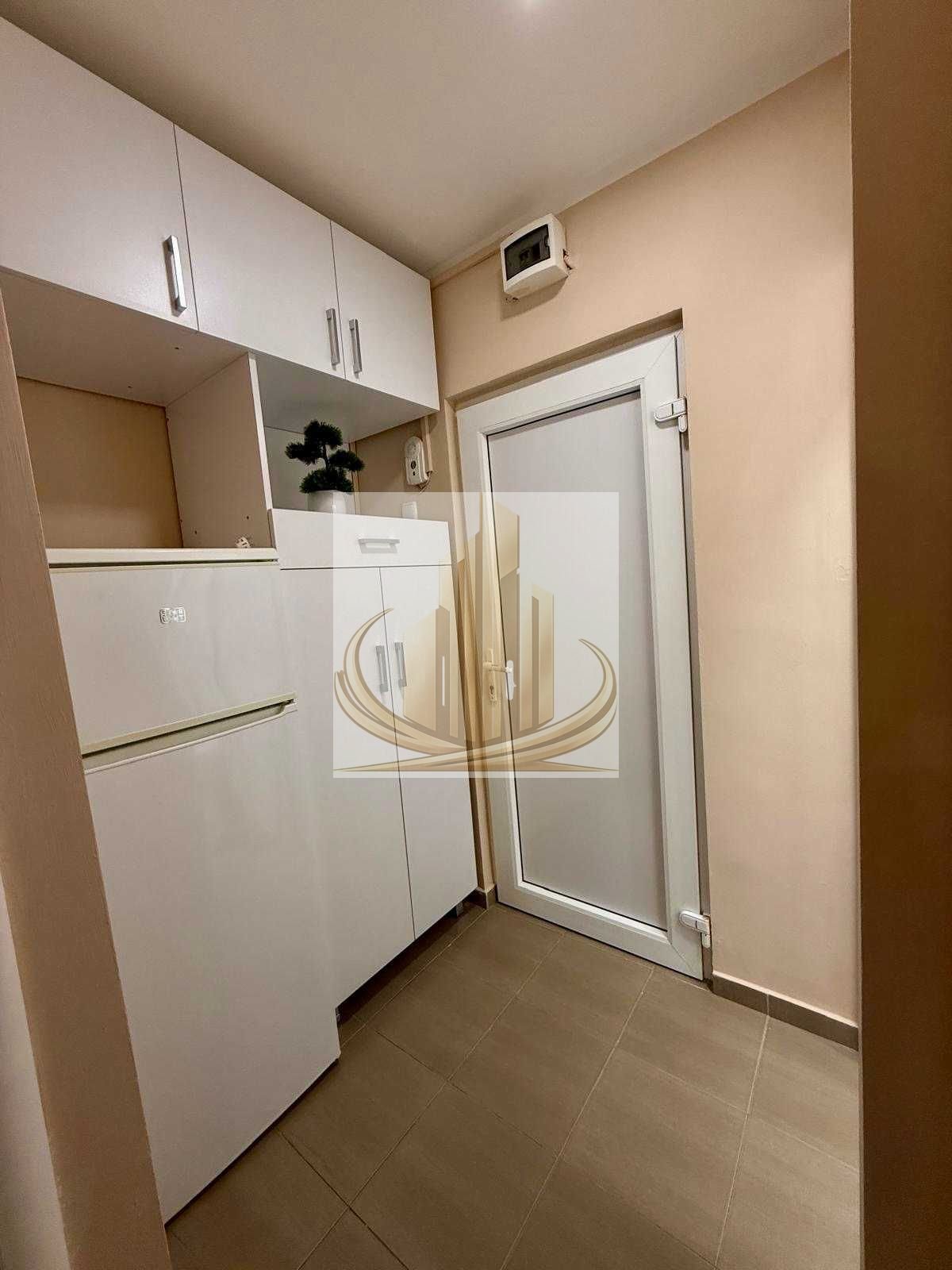 8240f35fa246410c9399bc6c4c8b8cbf Garsonieră renovată complet, mobilată și utilată – Modern