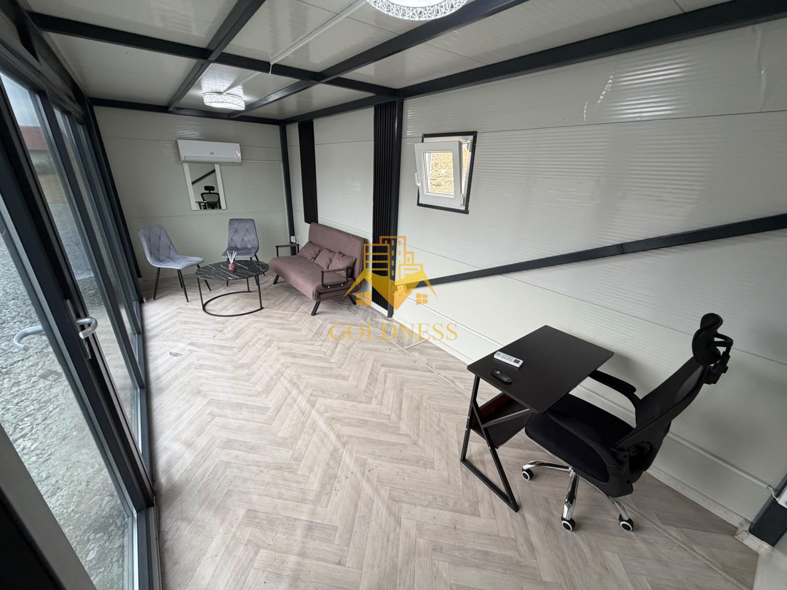 82563c2344ae4de2bd34c73436f74297 TEREN, 1000 MP, FRONT 57 ML,CONTAINER BIROU, VALEA CHINTAULUI