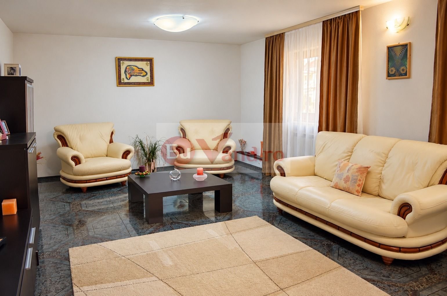 82668e2615784019ad414bda3f47d1b7 Vila D+P+1+M, zona Spitalul Militar, Galati – 420 mp construiti – 349.000 E